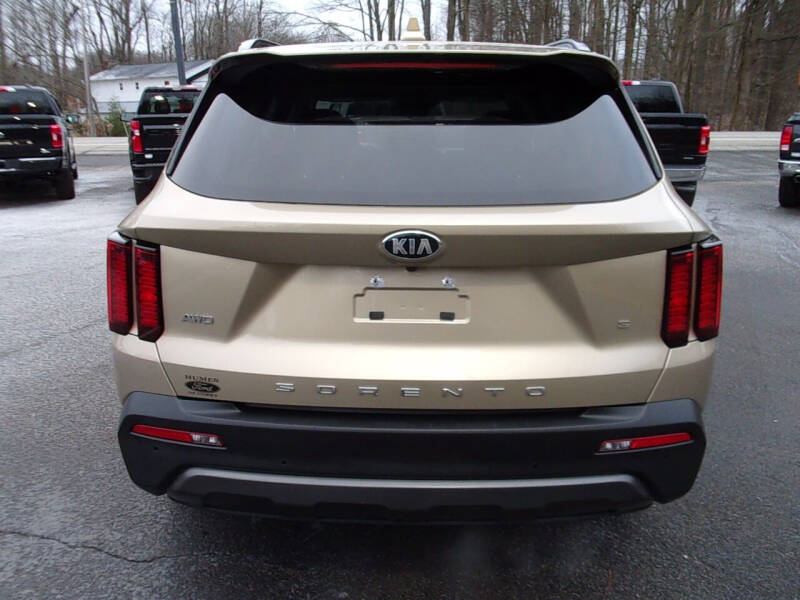 2021 Kia Sorento S