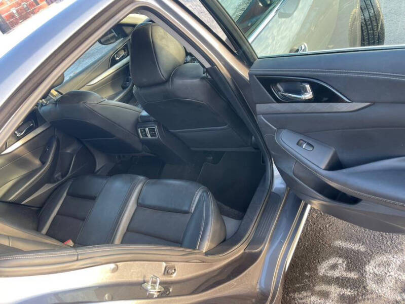 2017 Nissan Maxima