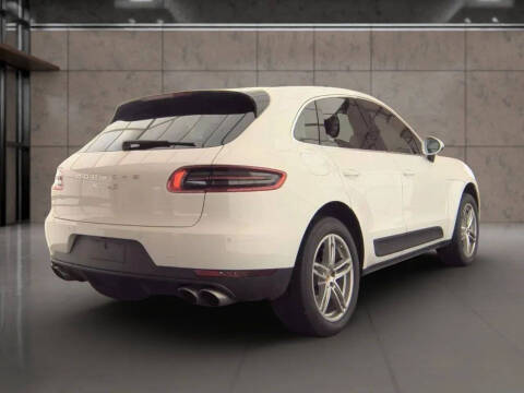 2016 Porsche Macan S