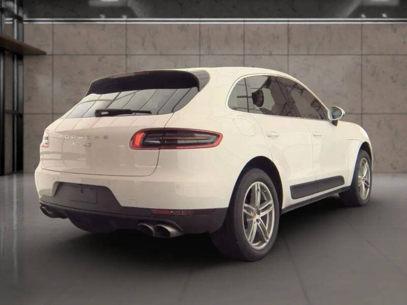 2016 Porsche Macan S