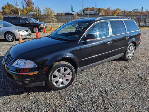 2005 Volkswagen Passat for sale at Branch Avenue Auto Auction in Clinton MD