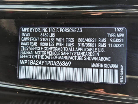 2023 Porsche Cayenne Coupe Platinum Edition