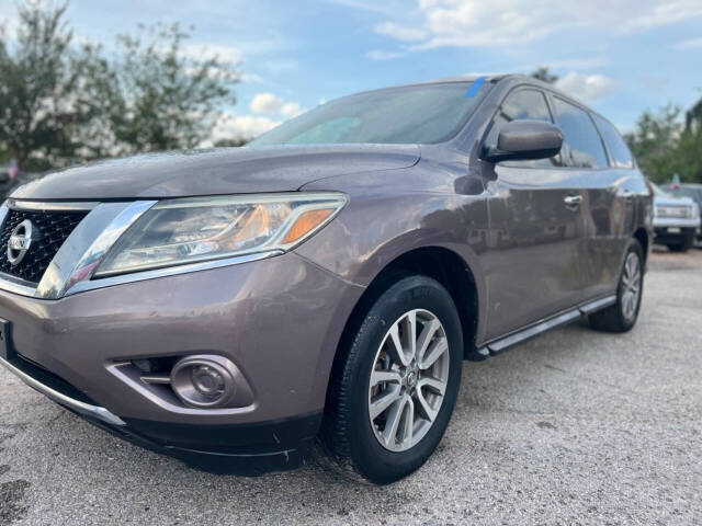 2014 Nissan Pathfinder for sale at J-R Auto Sales LLC in Houston, TX