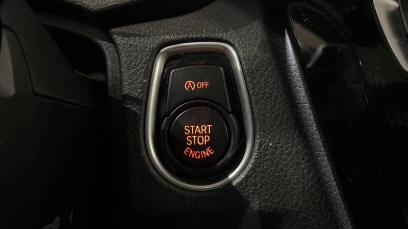 2018 BMW 3 Series 330i xDrive