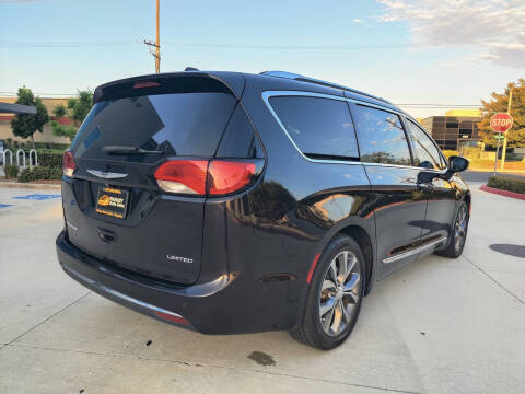 2017 Chrysler Pacifica Limited