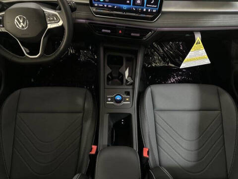 2025 Volkswagen Tiguan SE 4Motion