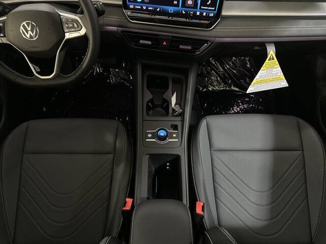 2025 Volkswagen Tiguan SE 4Motion