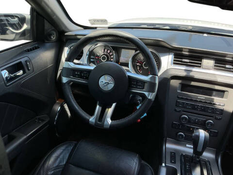 2014 Ford Mustang V6 Premium