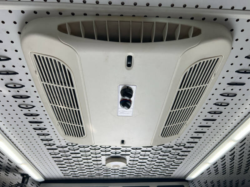 2015 Freightliner MT45