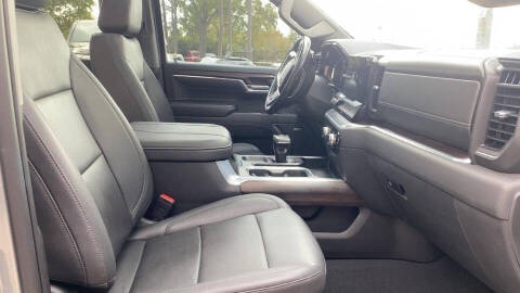 2023 GMC Sierra 1500 SLT