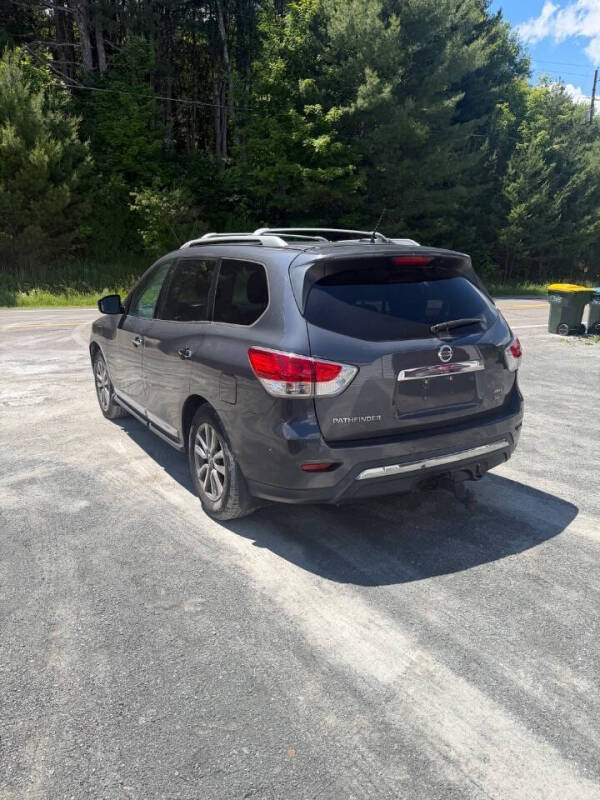 2013 Nissan Pathfinder SL