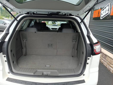 2017 Chevrolet Traverse LS