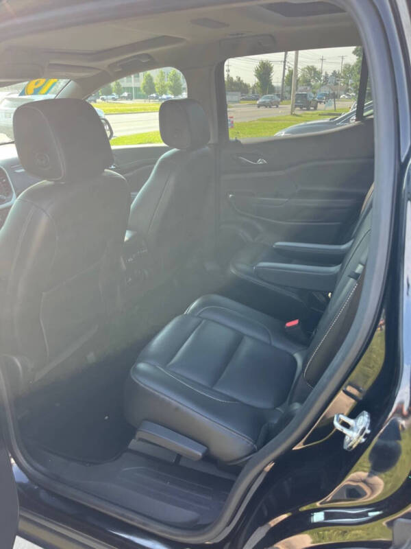 2019 GMC Acadia SLT-1