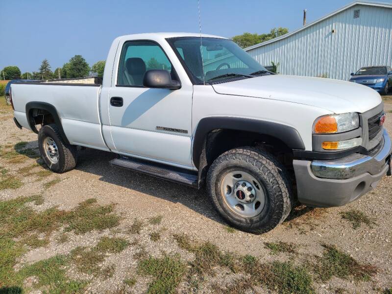 2006 GMC Sierra 2500HD for sale at BROTHERS AUTO SALES in Eagle Grove IA