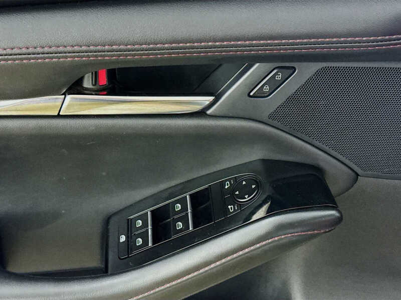 2024 Mazda Mazda3 Sedan 2.5 S Carbon Edition