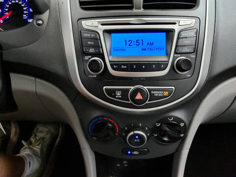 2014 Hyundai Accent GLS