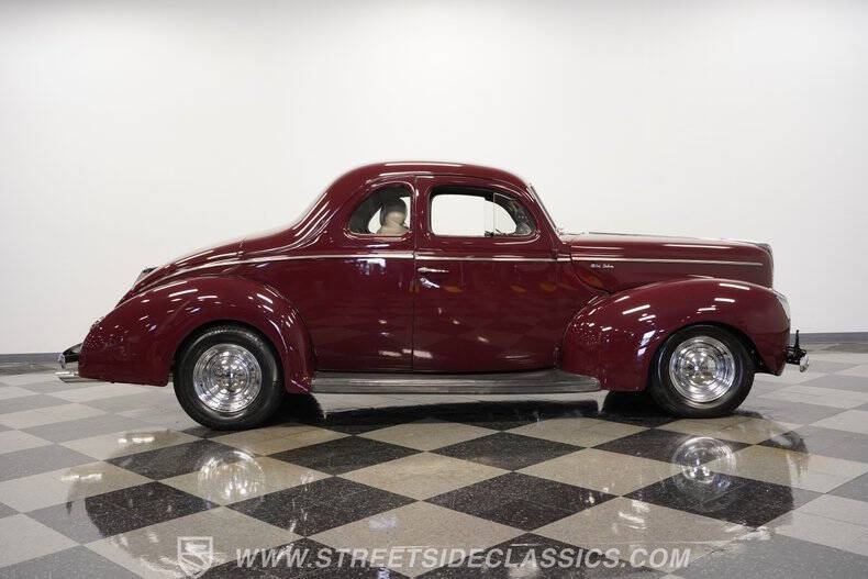 1940 Ford Deluxe