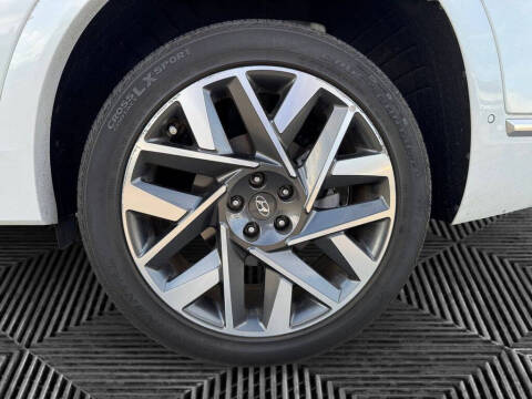 2023 Hyundai Santa Fe Calligraphy