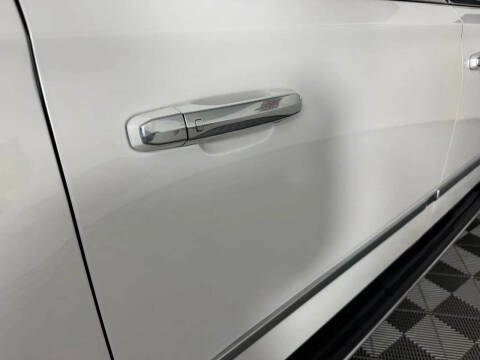 2019 Cadillac Escalade ESV Luxury