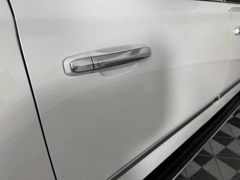 2019 Cadillac Escalade ESV Luxury