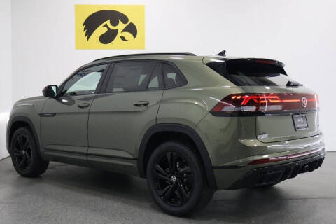 2026 Volkswagen Atlas Cross Sport SEL R-Line Black 4Motion