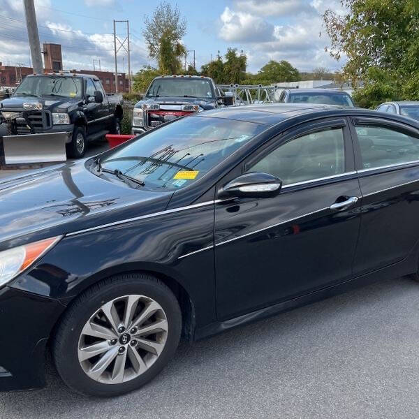 2014 Hyundai SONATA for sale at Green Light Auto in Bridgeton, NJ