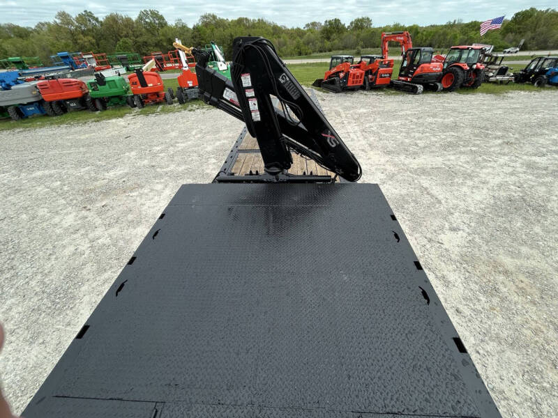 2022 Towmaster 48' Hydraulic Dove Semi