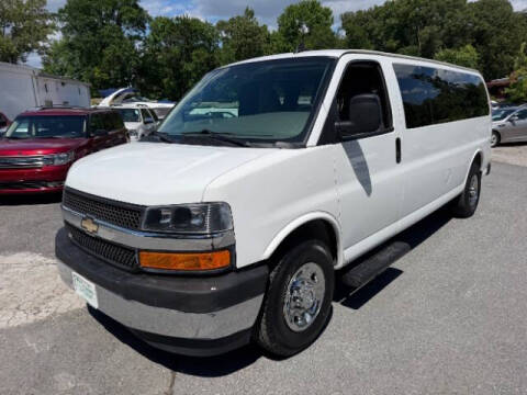 2017 Chevrolet Express LT 3500