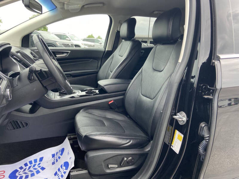 2018 Ford Edge Titanium