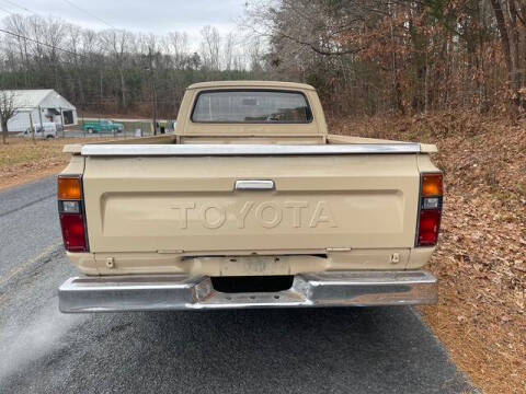 1982 Toyota Pickup Deluxe