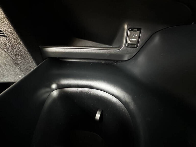 2018 Toyota C-HR XLE Premium