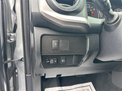 2021 Toyota Tacoma SR5 V6