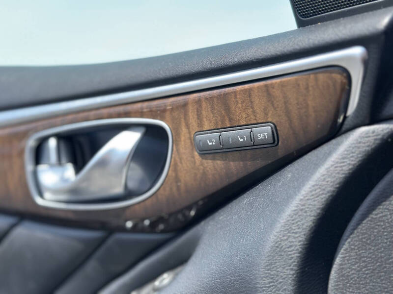 2014 Infiniti Q50 Hybrid Premium