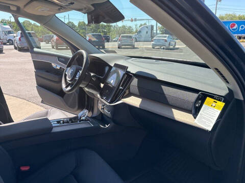 2026 Volvo XC90 B5 Core