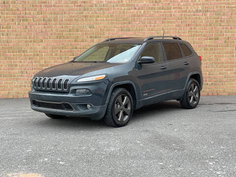 2016 Jeep Cherokee for sale at AMERICAR INC in Laurel MD