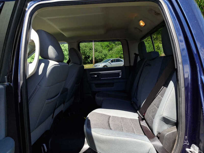 2013 RAM 1500 SLT