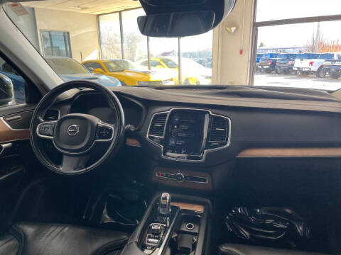 2016 Volvo XC90 T8 eAWD Inscription