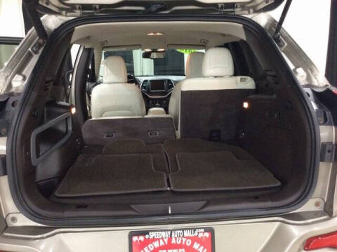 2016 Jeep Cherokee Overland