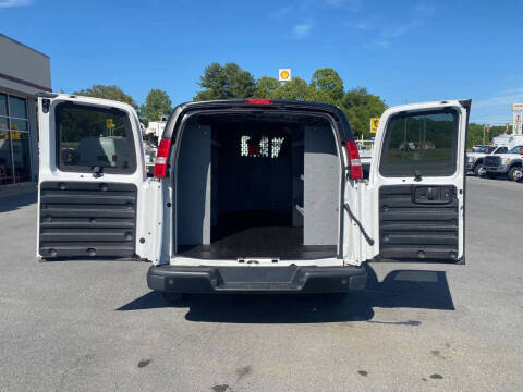 2020 Chevrolet Express 2500