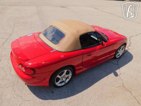 2002 Mazda MX-5 Miata LS