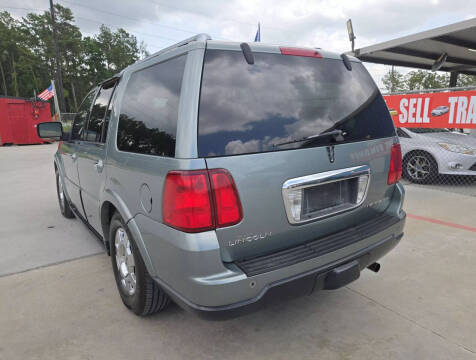2005 Lincoln Navigator Luxury