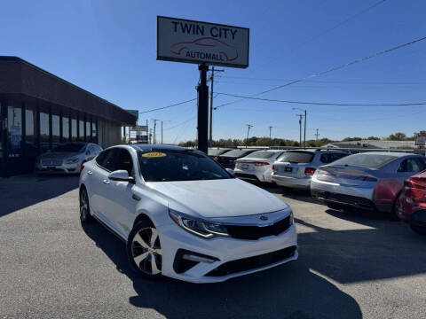 2019 Kia Optima for sale at TWIN CITY AUTO MALL in Bloomington IL