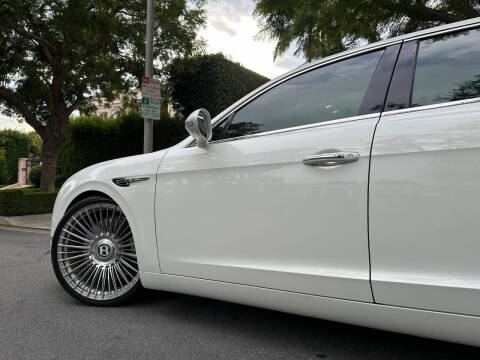 2018 Bentley Flying Spur V8