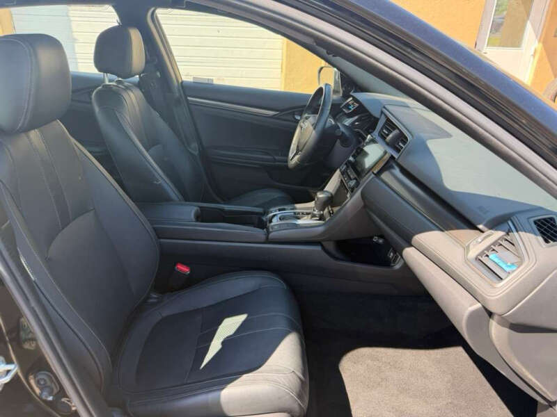 2019 Honda Civic EX-L w/Navi