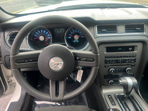 2011 Ford Mustang V6 Premium