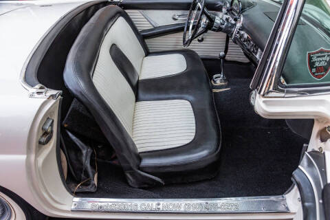 1956 Ford Thunderbird