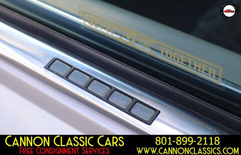1984 Lincoln Town Car Signature