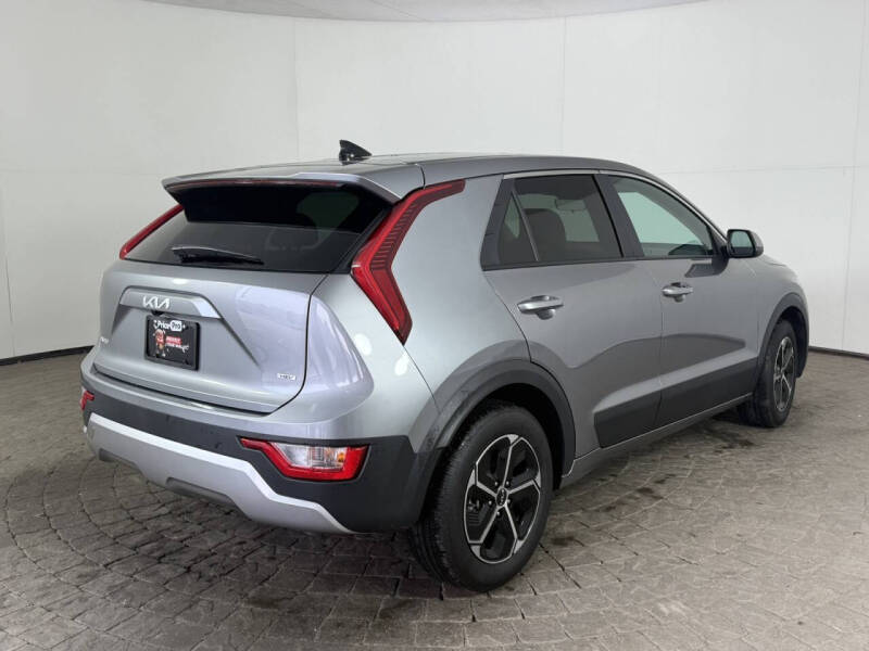 2026 Kia Niro LX