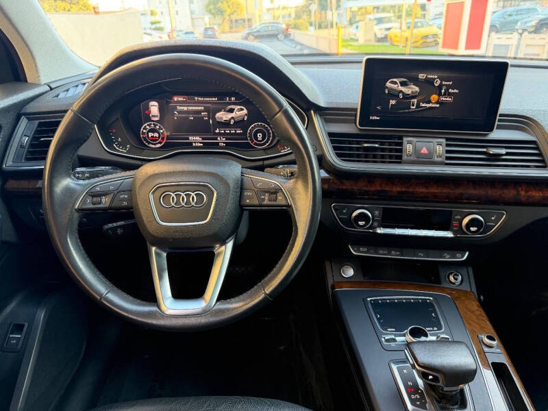 2018 Audi Q5 2.0T quattro Premium Plus