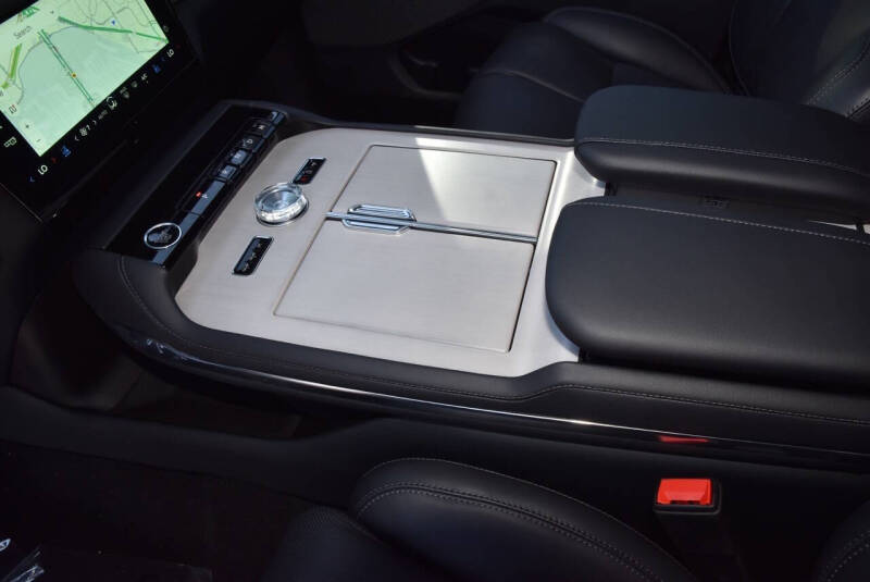 2025 Lincoln Navigator L Reserve